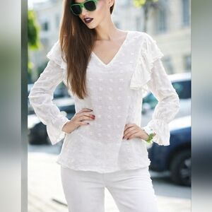 ANDREE BY UNIT Ivory Textured Ruffle Blouse